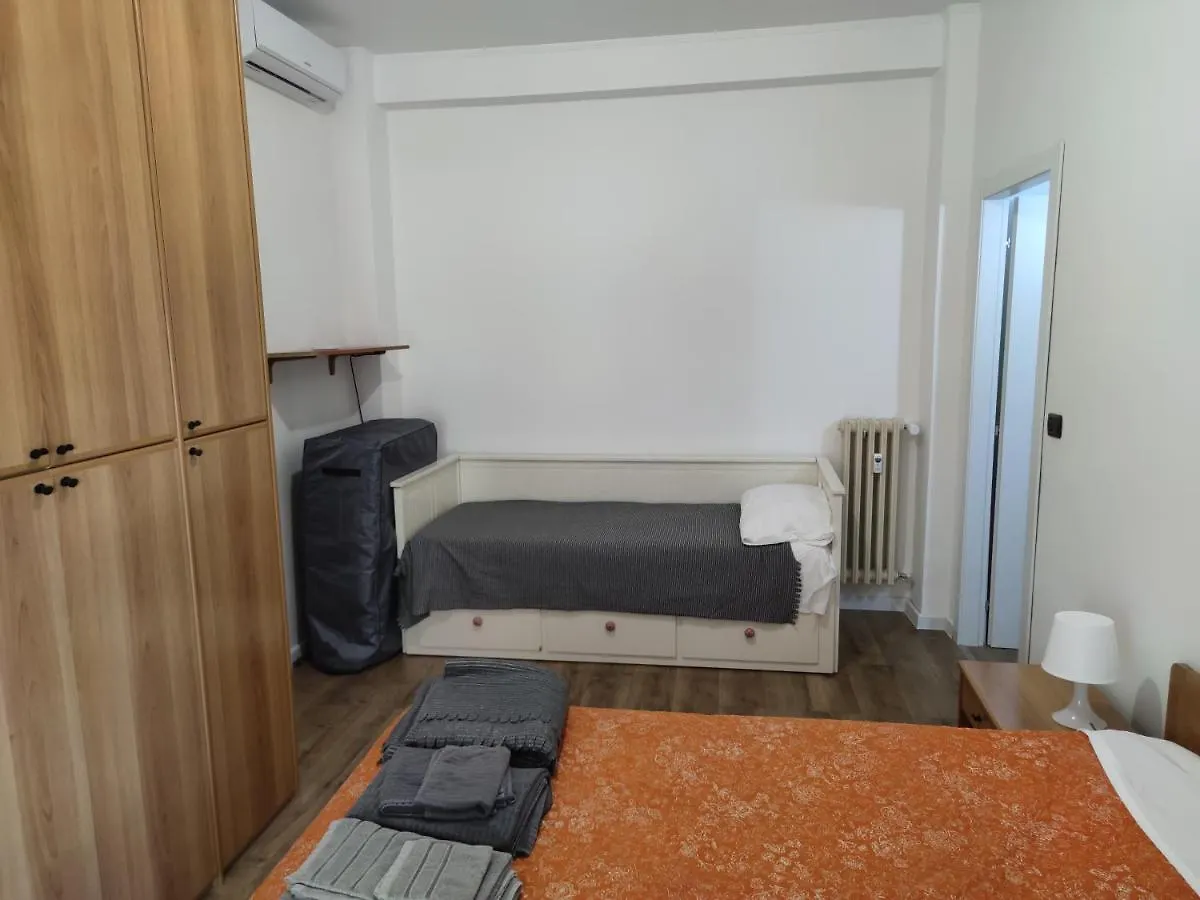 Apartment Intero Appartamento Centocelle Roma. Affaccio Metro