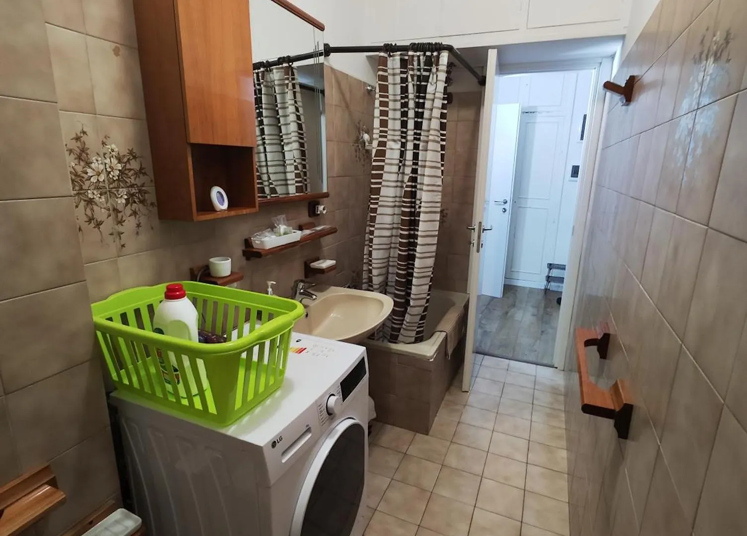Intero Appartamento Centocelle Roma. Affaccio Metro Apartment Rome